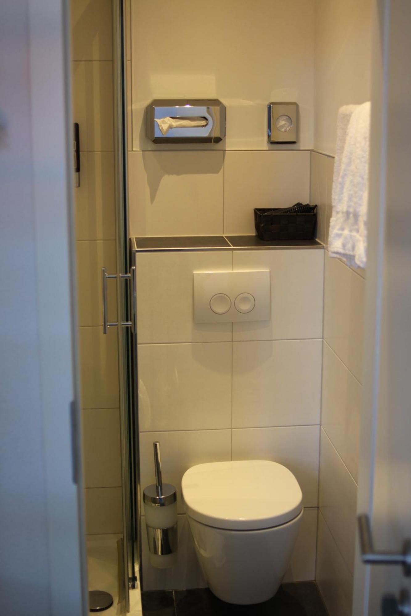 Hotel Restaurant Erbprinz Walldorf Ngoại thất bức ảnh